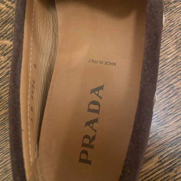 AUTHENTIC Prada Mens brown suede driving shoes with silver buckle. - Picture 5 of 8